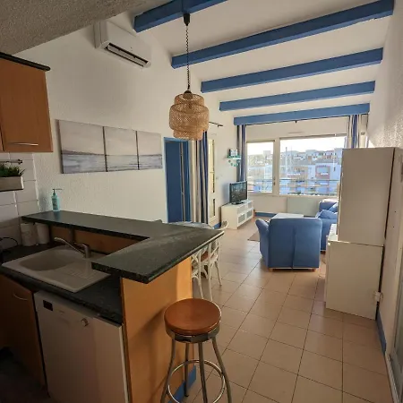 Apt 4 Pers-marina-piscine-parking-roof Top-internet Fibre
